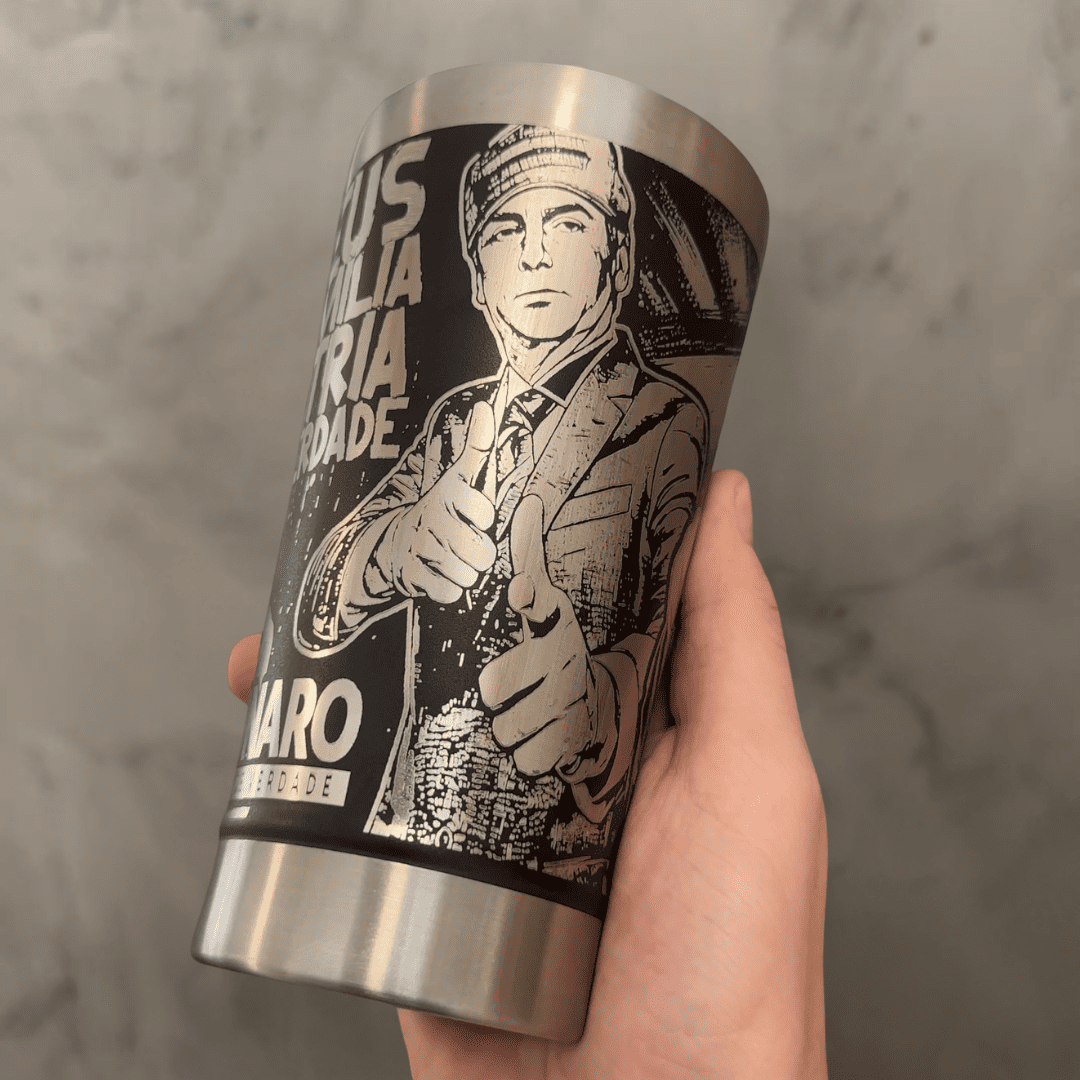 Mito Patriota #01 - Copo Térmico Preto Personalizado 360° - Nome Grátis + Tirante